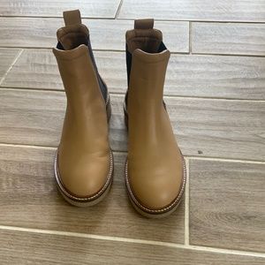 Everlane Tan leather ankle boots — US6